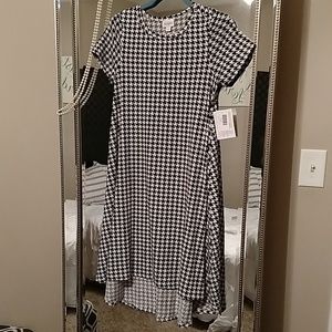 LulaRoe Carly Houndstooth